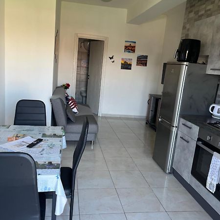 Apartament Monolocale Rosy Fiumicino Zewnętrze zdjęcie
